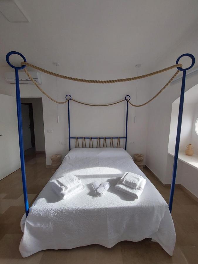 Palazzo Accinni B&B Monopoli Bagian luar foto