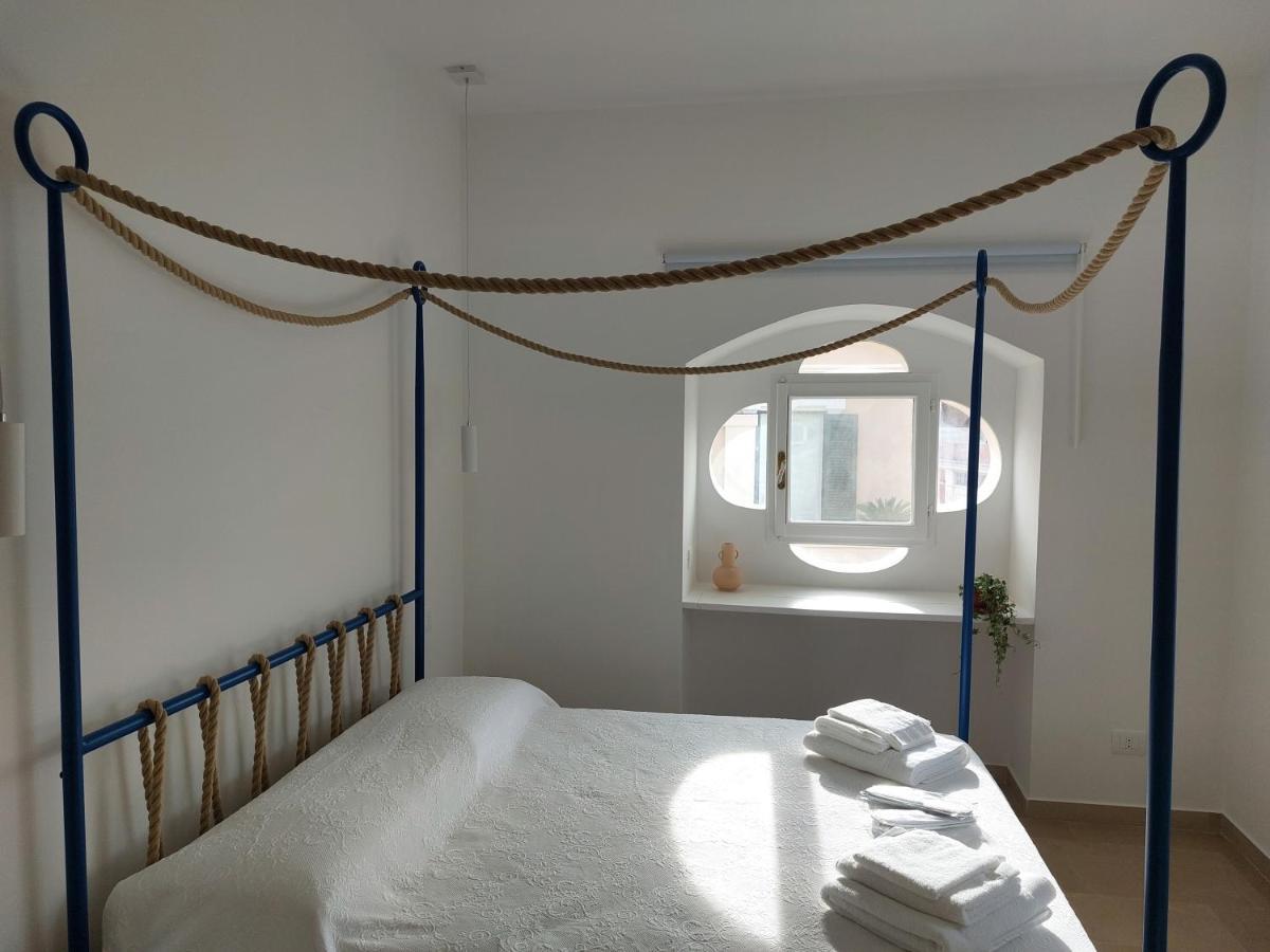 Palazzo Accinni B&B Monopoli Bagian luar foto