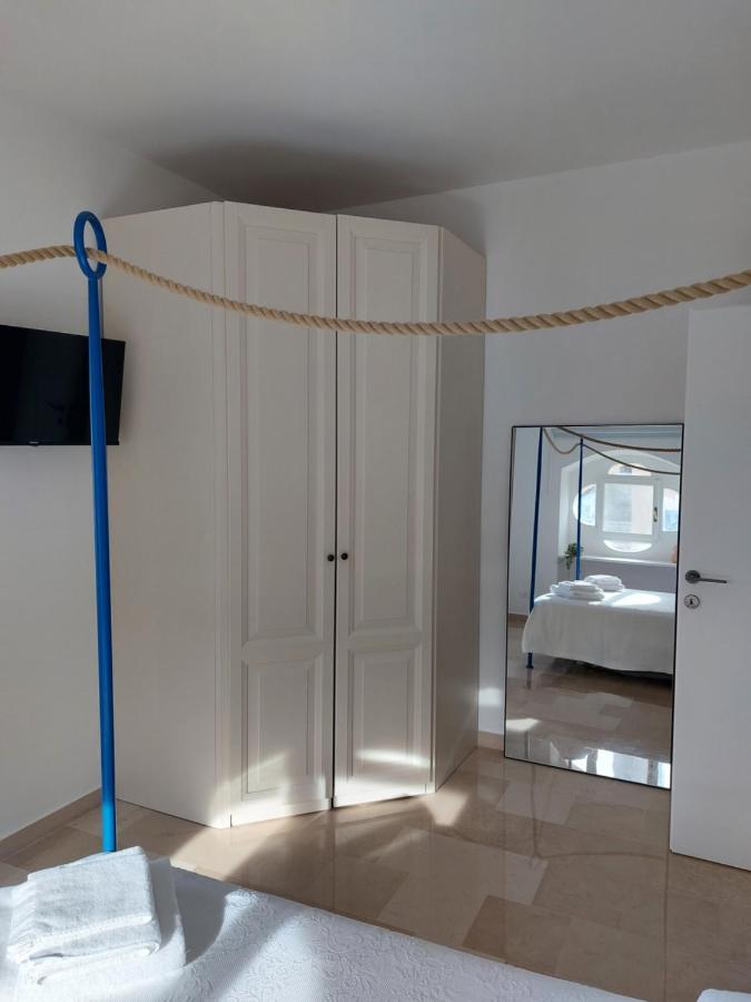 Palazzo Accinni B&B Monopoli Bagian luar foto